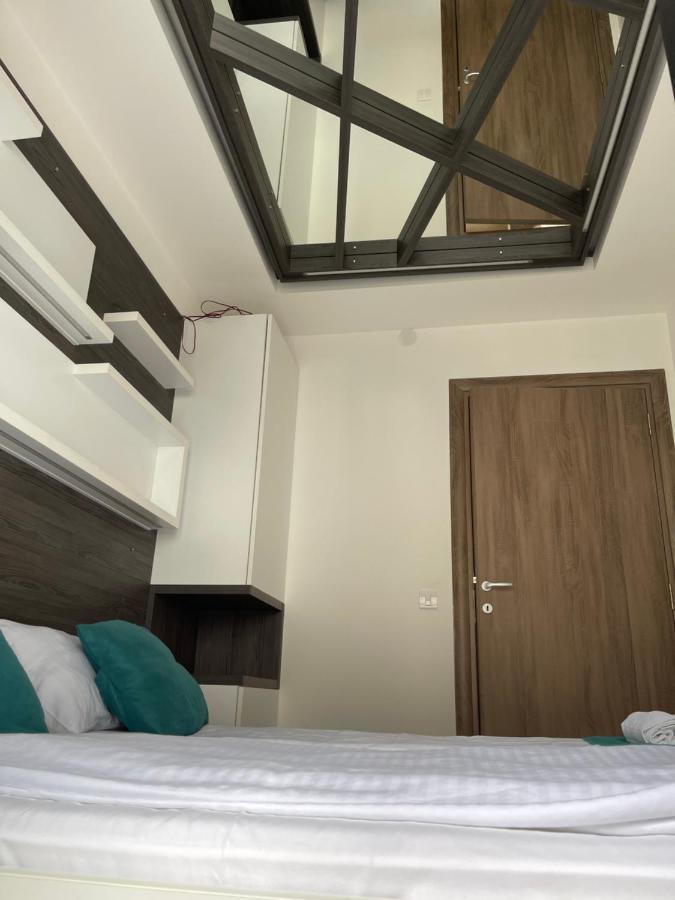 Empire Queen Apartments เบลเกรด ภายนอก รูปภาพ