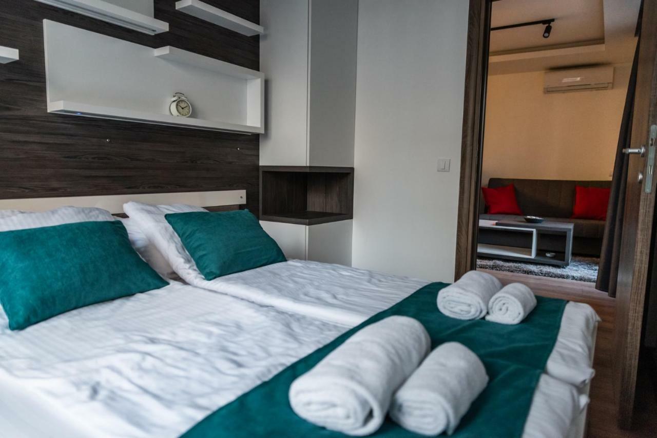 Empire Queen Apartments เบลเกรด ภายนอก รูปภาพ